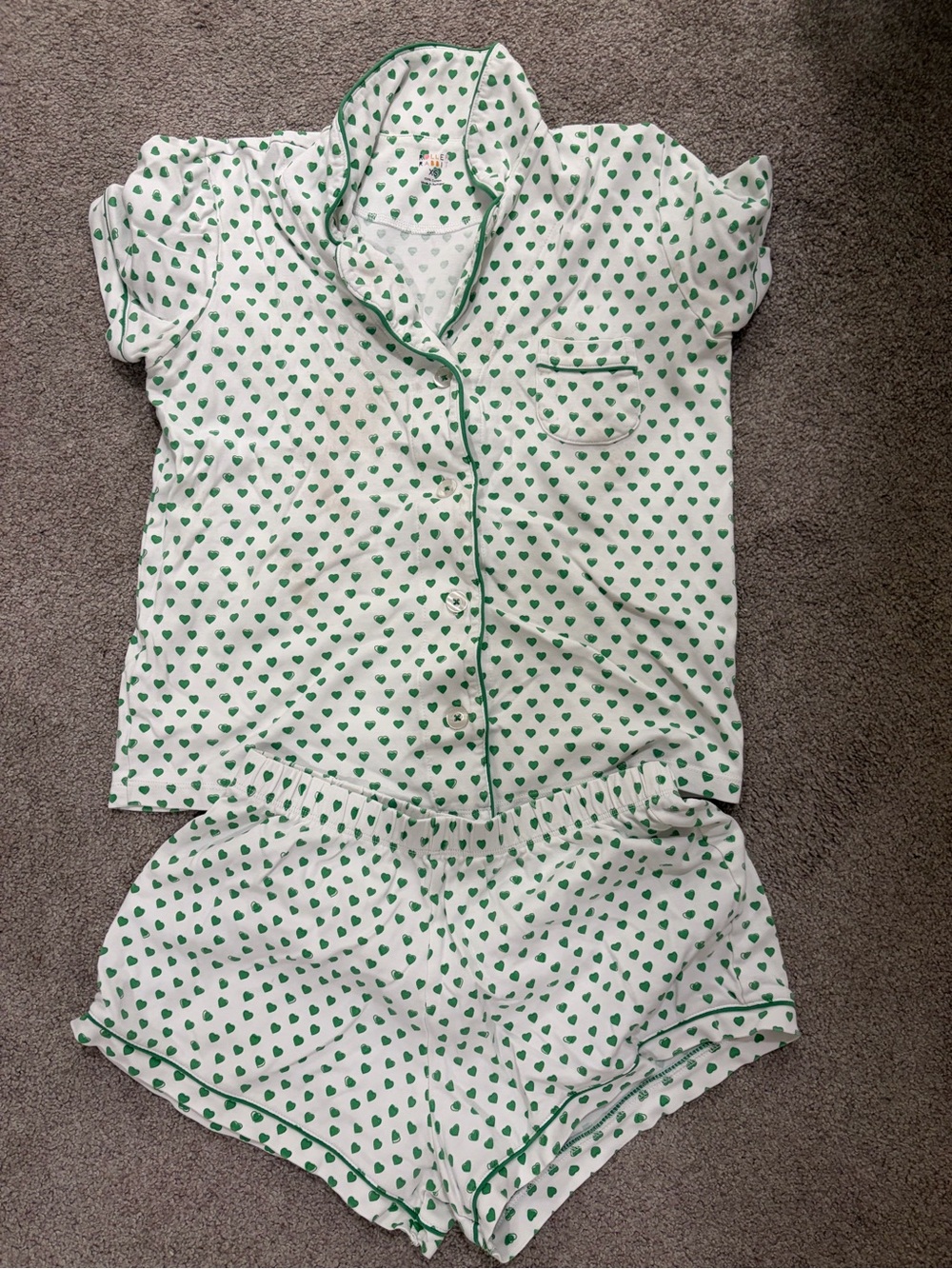Roller Rabbit White and Green Heart Print Short Pajama Set